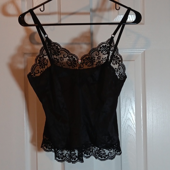 Maidenform | Intimates & Sleepwear | Vintage Maidenform Chantilly Black ...